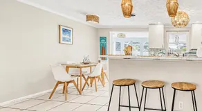 Heated Pool Villa Near Venice Beach Sleeps 6 - Image 4