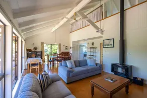 Olive Lane - Family Friendly Bach - Image 2