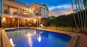 Ainslie Manor Guest House - Image 3