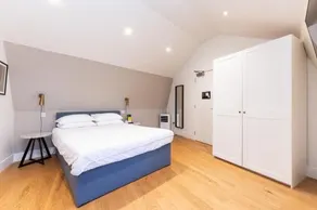 The Prince Hotel Vauxhall Central London Riverside - Image 2