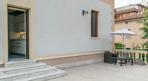 Juliet House - Image 5