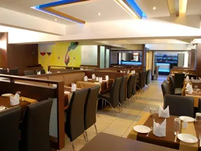 Hotel Silver Seven - Image 4