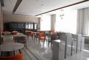 Magnolia Huating People's Square Hotel - Image 4