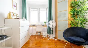 April Square Guesthouse by Lisbon with Sintra - Image 2