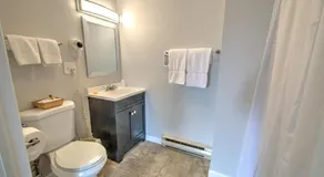 East Shore Lodging - Image 5