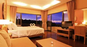 Islanda Resort Hotel - Image 2
