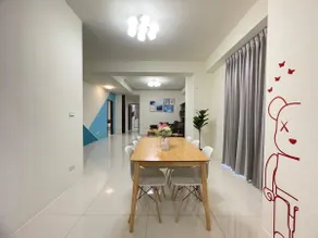 【自助入住】電梯獨棟整層 6-8人家庭旅遊 提供嬰兒用品 月莯旅宿 3房3衛 美麗島捷運步行5分鐘 - Image 3