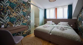 ROOMS - Image 2
