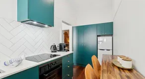 Old English Inspired 1BR Apartment - Image 5
