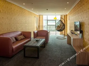Century Hotel - Image 3