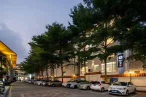 Floral Hotel·Fanxi Hotel(Shunde Fisherman's Wharf Store) - Image 2