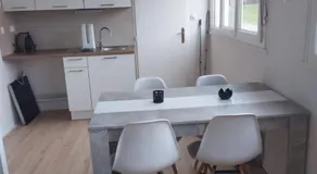 Appartement au bord du Clain parking privatif - Image 3