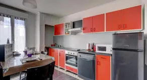 T1 Confortable avec parking, proche Lyon, Idéal couples ou travailleurs - Image 2