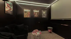 CINEHOUSE - Proche Paris - 5 personnes - Cinéma privé - Image 3