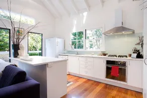 White Cottage - Your Private Blue Mountains Escape - Image 3