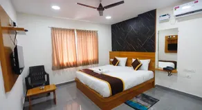 Mantra Lodge - Image 2