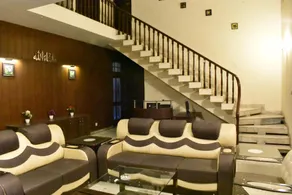 AL Fateh Hotel - Image 5