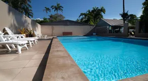 Tropical Hibiscus Caravan Park - Image 2