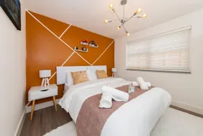 3 Beds Flat |Relocation|Contractors|Leisure - Image 2