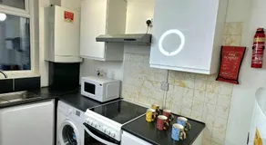 Elyon Double Room - Image 5