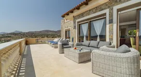 Plaka Beach Luxury Villa Crete Dreams - Image 4