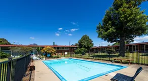 Captains Lodge International - Image 5
