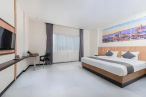 D'Carol Hotel Surabaya - Image 2