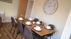 Royal Oak Apartment - Image 4