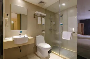 City Comfort Inn Zhongshan Lihe Square Walmart Branch - Image 4