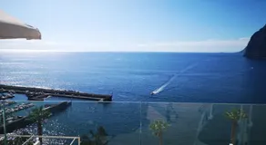 Magical Apt. with Sea View & Cliff - Image 4