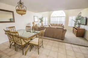 Royal Palm Bay 3 Bedroom Condo Resort Pool 10 Min Disney - Image 5