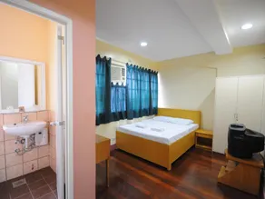 Marbella Leisure Hostel - Image 2