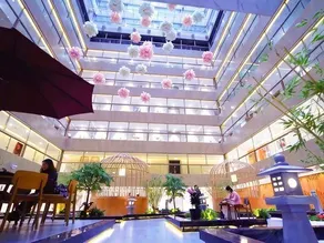 Lucky Star Hotel - Image 3