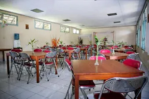 D'Emmerick Budget Hotel - Image 3