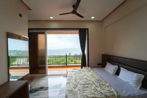 Triveni Stays Olivia 5 BHK - Image 2