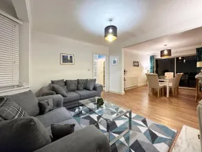 Charming 3-bedroom family home - Image 2