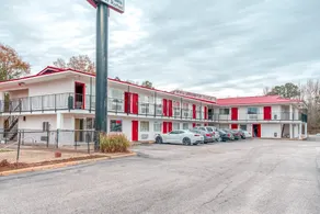 OYO Hotel Fayetteville S Eastern Blvd - Image 4