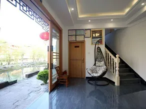 Old Local Inn - Image 3