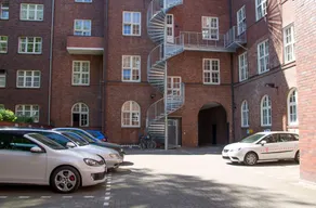 Apartment040 - Image 5