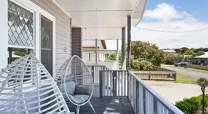 4-Bed 3-Bath Sunset Haven - Image 5