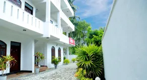 Royal Rich Villa - Image 3
