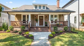 Nashville 4 Bedroom House with Hot Tub and Backyard Close to Downtown - Image 5