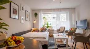 Modern Apartment with Balcony near SBB - Special PRIMERO PICASSO Apartment, Basel, up to 6 guests - Image 2