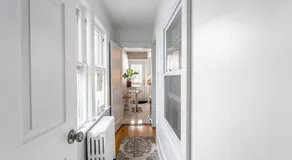 The Fred Deluxe 7 BR by I95, Train, HarborVw, Stamford Beaches & Workspace\n\n - Image 4