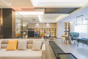 Atour Hotel Lanzhou Dongfanghong Plaza - Image 3