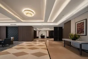 Madison Hotel on Jianguo Road, People's Square, Urumqi - Image 3