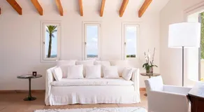 Spacious villa in Sant Llorenç, 230 m², private pool, sea view - Image 2