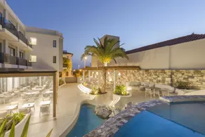 Erato Seaside Hotel - Image 3