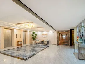 City Hotel - Image 4