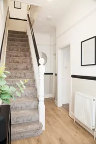 8 Karslake Road - Image 3
